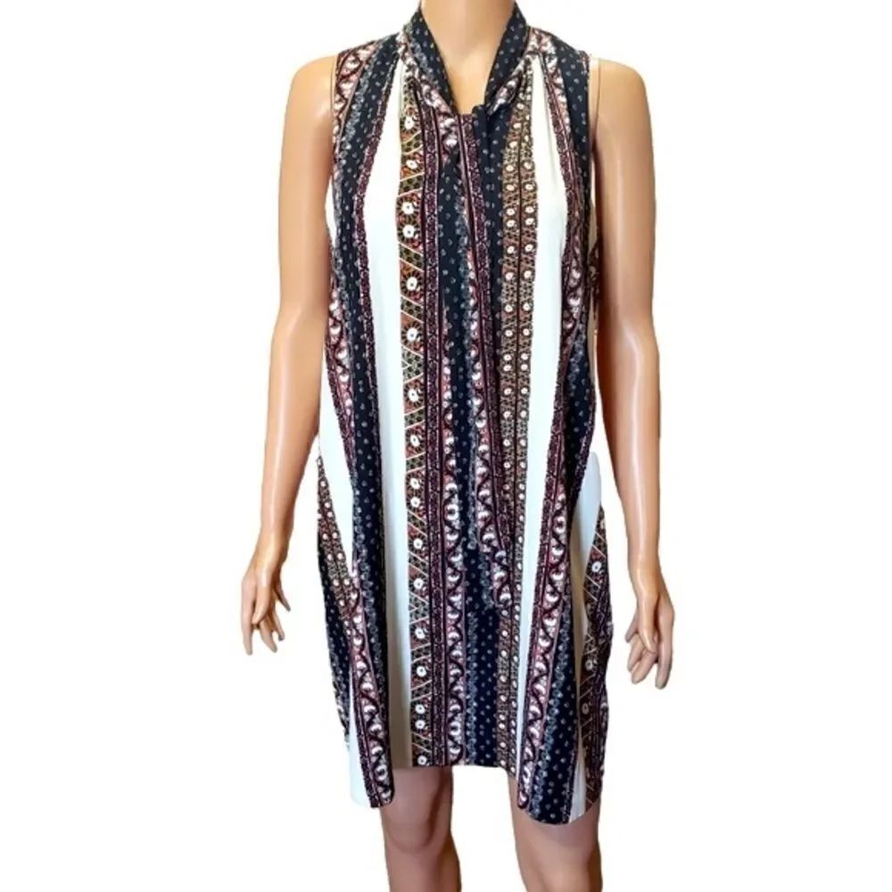 1. State Tie Neck Shift Dress Sz S
